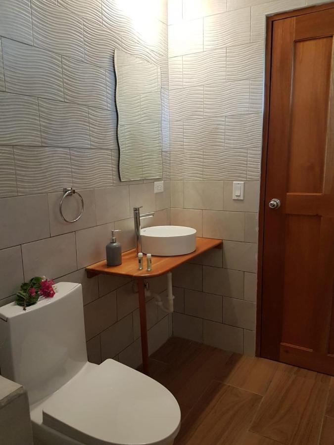 לאס לחאס Magic Mountain Lodge מראה חיצוני תמונה